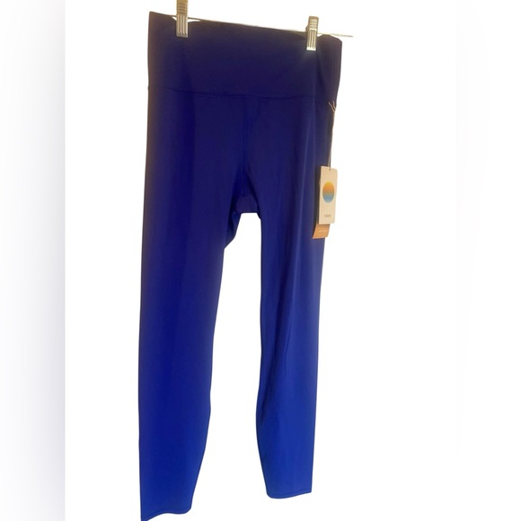 Vuori Pants - NWT Vuori all the feels leggings COPENHAGEN Size M